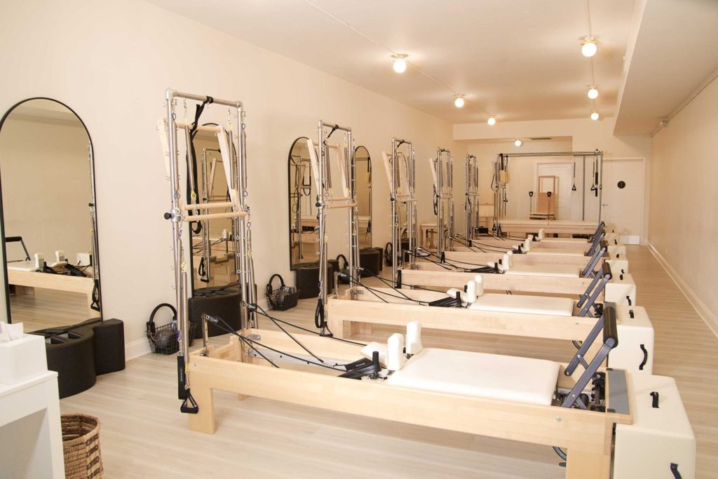 Een pilatesstudio huren is de nieuwe trend waarbij het hebben van een eigen studio niet meer tot de orde van de dag behoord. Voor zowel de huurder als verhuurder biedt dit interessante kansen. 